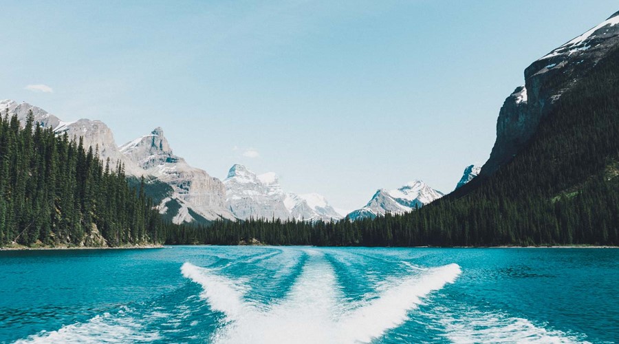Five Places You Must See When Visiting Canada This Summer