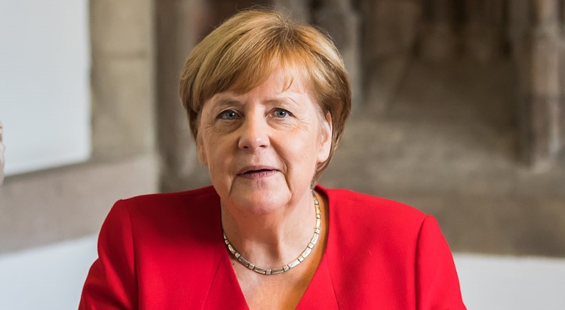 Merkel: Thousands More Afghans are Allowed to Come to Germany