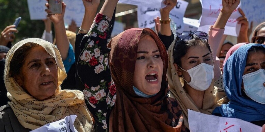 Taliban Assault Journalists Covering Women’s Protest