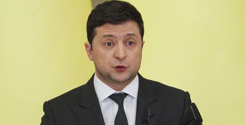 Ukrainian President Zelensky Calls on Germany to Tear Down New Wall Being Erected in Europe